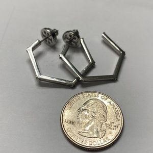 Tory Burch Silver Hexagon Hoop Earring’s